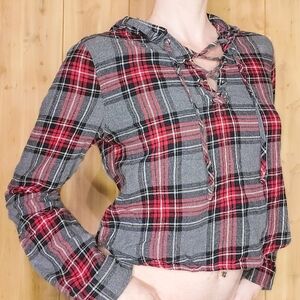 rue 21 - hooded red gray plaid long sleeve crop top with lace up vneck